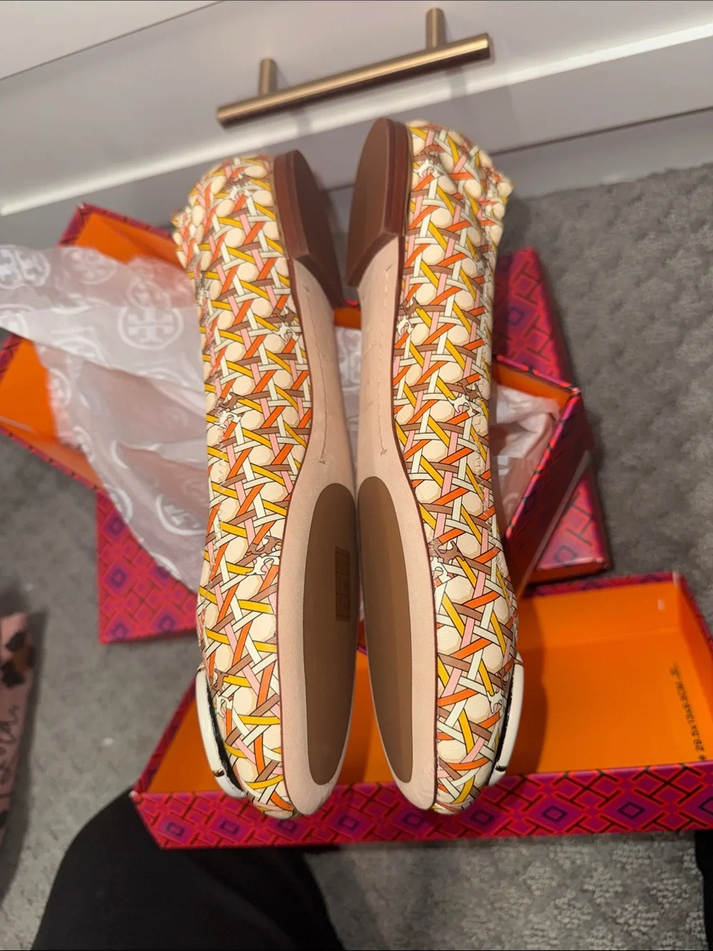 Tory Burch multi logo, pink canning Geo ballet flats size 8 NEW